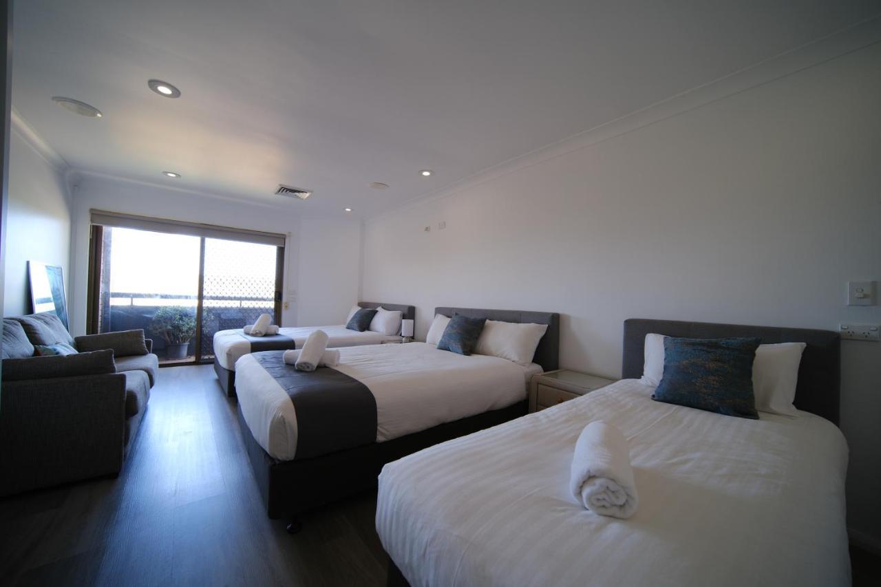 פרימבי Lakeside Inn Wollongong מראה חיצוני תמונה