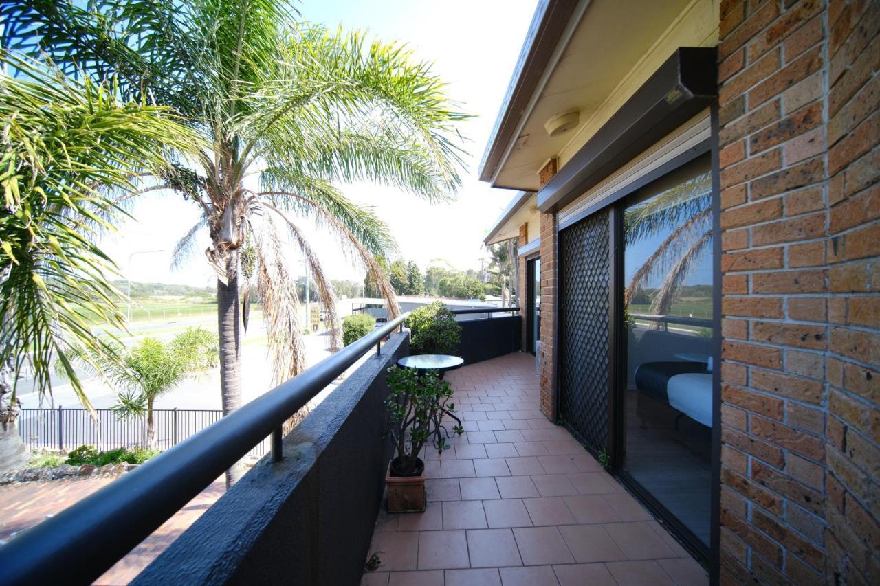 פרימבי Lakeside Inn Wollongong מראה חיצוני תמונה