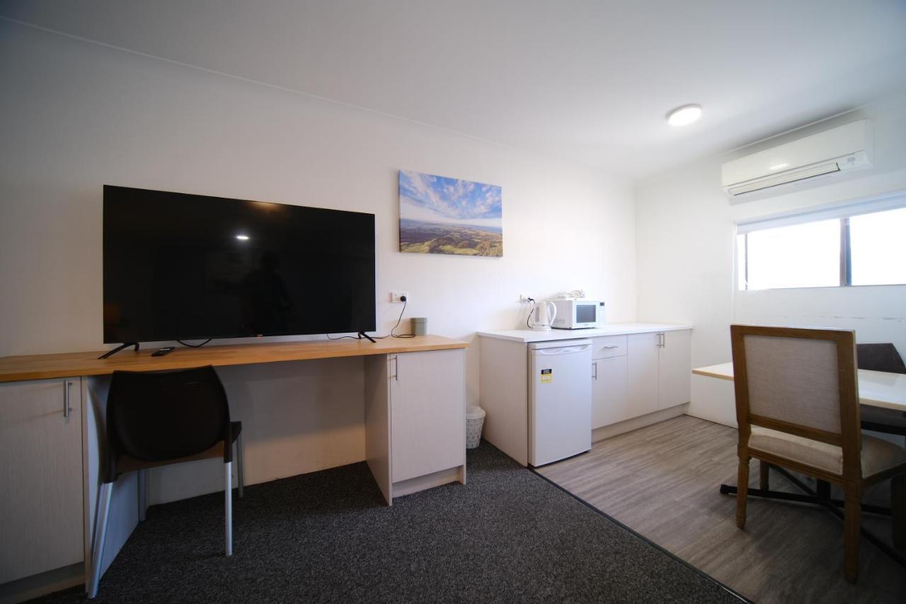 פרימבי Lakeside Inn Wollongong מראה חיצוני תמונה